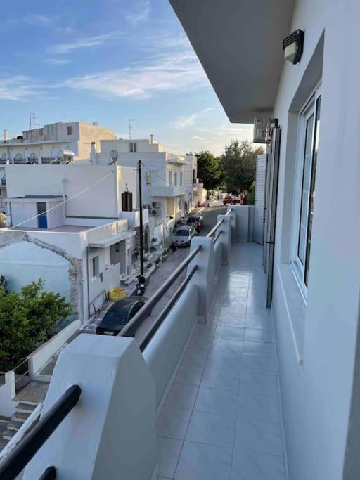 Downtown Tinos View Apartment Eksteriør bilde